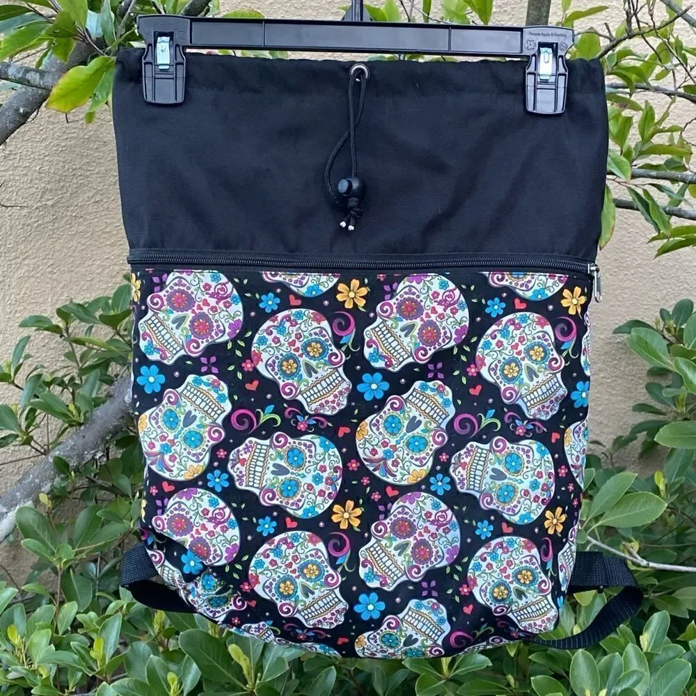 Trimitive Black dia de los Muertos (Day of the Dead) Skull Theme Backpack EUC!